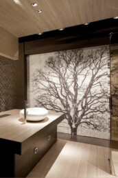 Mur en mosaique en forme d'arbre