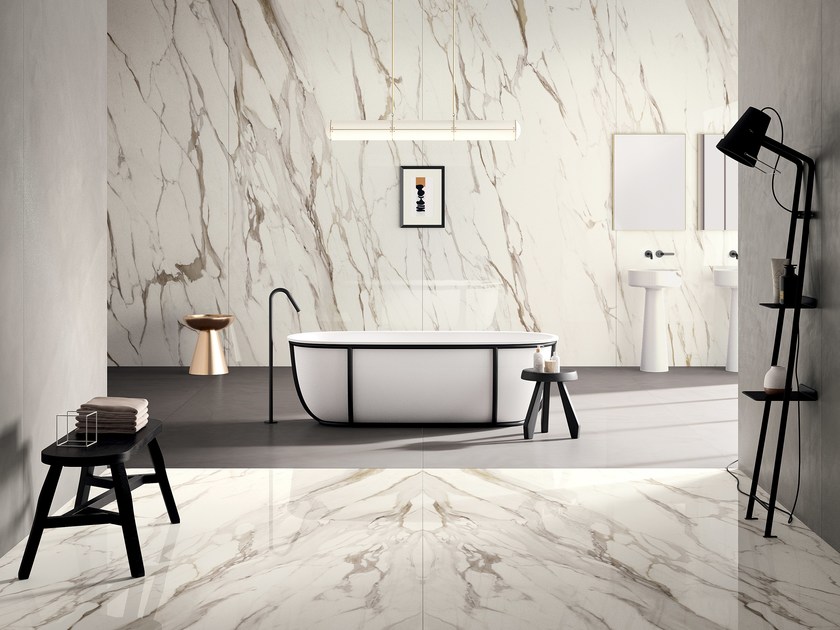Salle de bain sol et mur en marbre